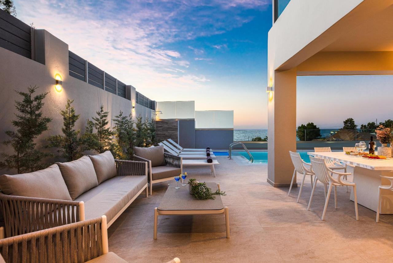 Lagoon Seaside Villa, Sumptuous Retreat,By Thinkvilla Panormos  Exterior photo