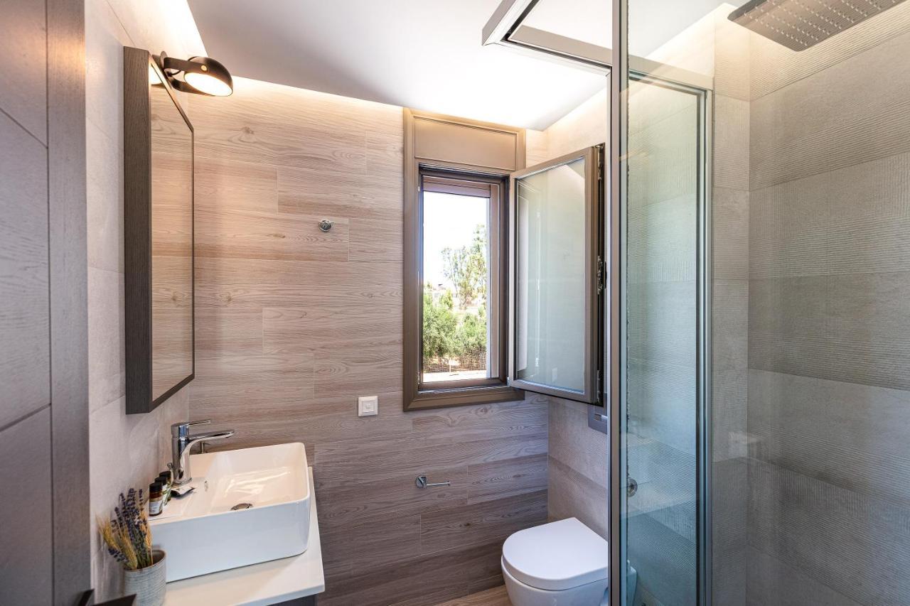 Lagoon Seaside Villa, Sumptuous Retreat,By Thinkvilla Panormos  Exterior photo