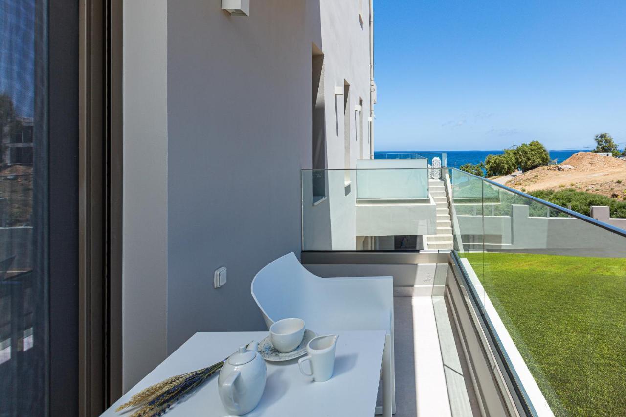 Lagoon Seaside Villa, Sumptuous Retreat,By Thinkvilla Panormos  Exterior photo